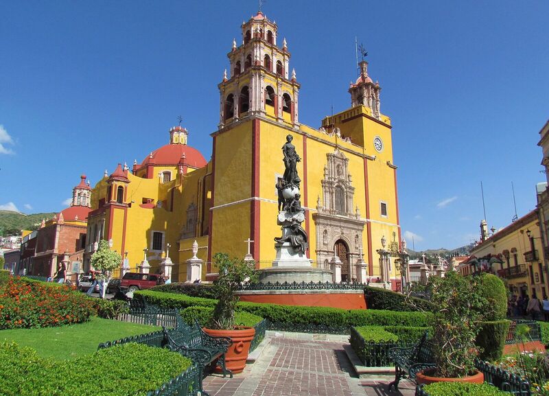 Basílica Colegiata de Nuestra Señora de Guanajuato 2.2 (cropped)